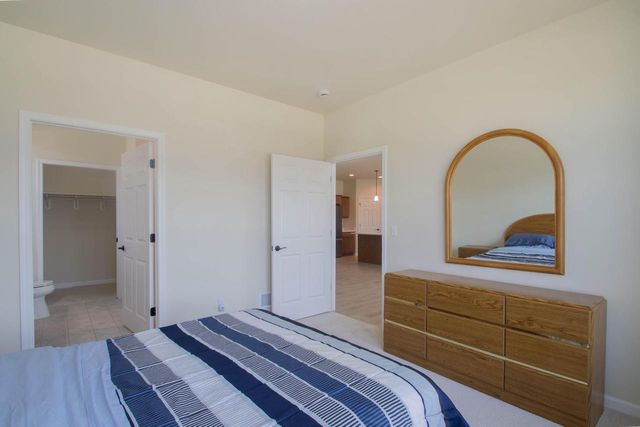 613 Hunter Oaks BOULEVARD, Watertown, WI 53094