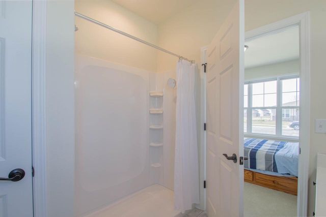 613 Hunter Oaks BOULEVARD, Watertown, WI 53094