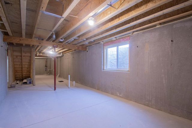 613 Hunter Oaks BOULEVARD, Watertown, WI 53094