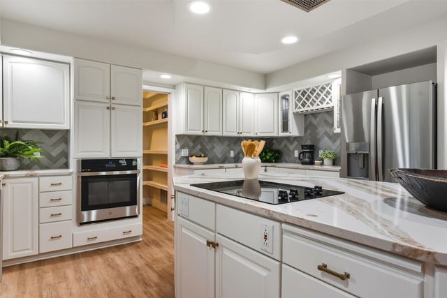 10 Terry Lane, Los Alamos, NM 87544