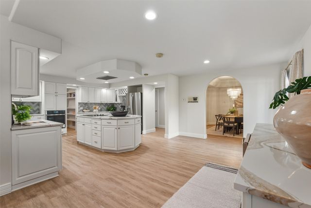 10 Terry Lane, Los Alamos, NM 87544