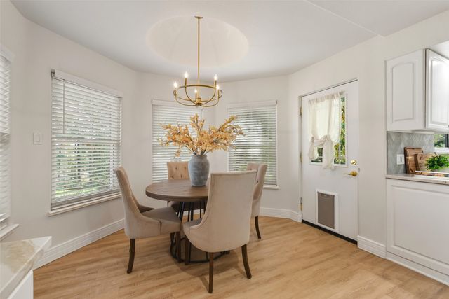 10 Terry Lane, Los Alamos, NM 87544