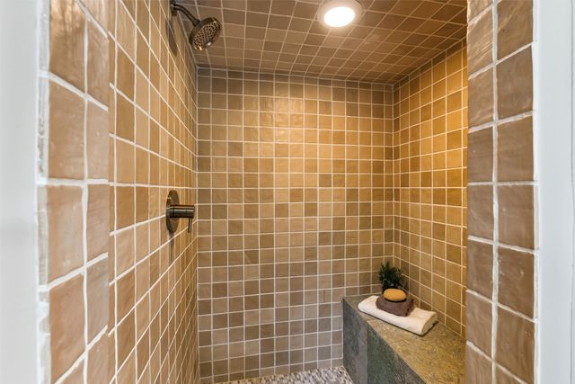 10 Terry Lane, Los Alamos, NM 87544