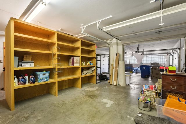 10 Terry Lane, Los Alamos, NM 87544