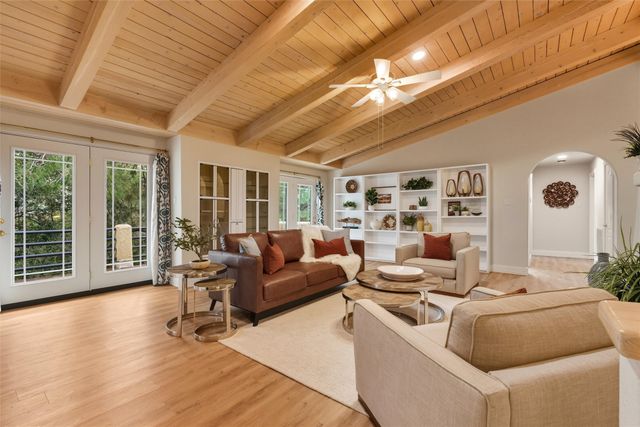 10 Terry Lane, Los Alamos, NM 87544