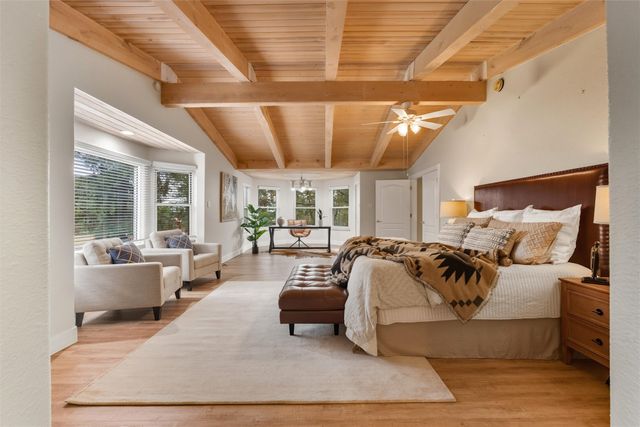 10 Terry Lane, Los Alamos, NM 87544