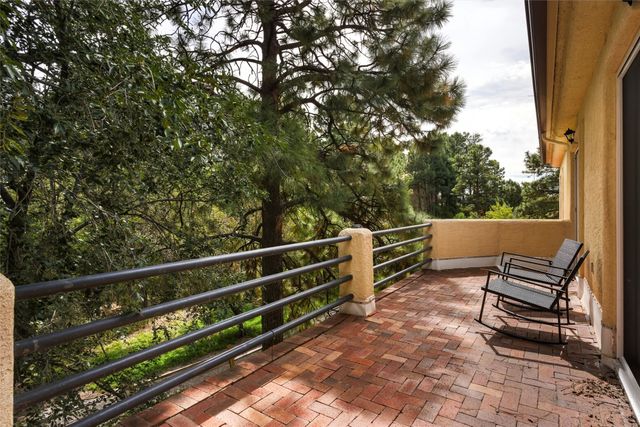 10 Terry Lane, Los Alamos, NM 87544