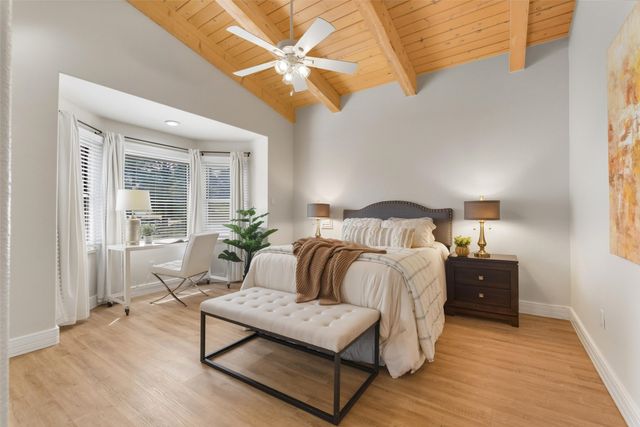 10 Terry Lane, Los Alamos, NM 87544