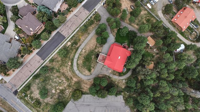 10 Terry Lane, Los Alamos, NM 87544