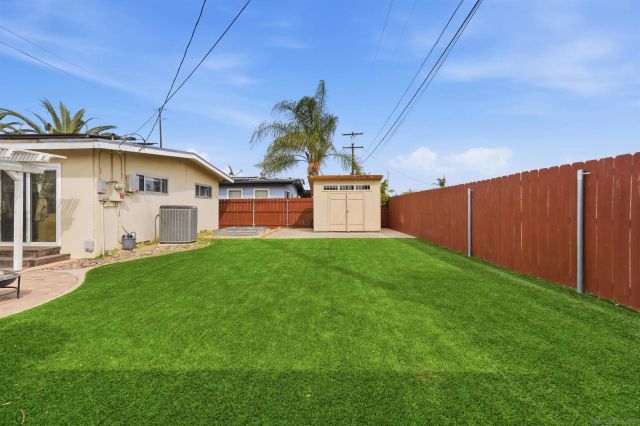 225 E Renette Ave, El Cajon, CA 92020