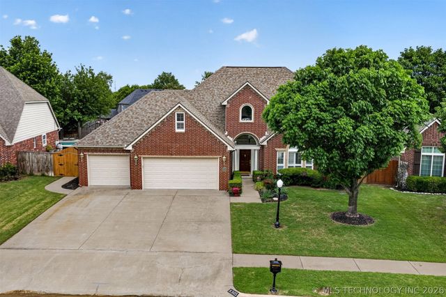 9305 N 101st East Avenue, Owasso, OK 74055