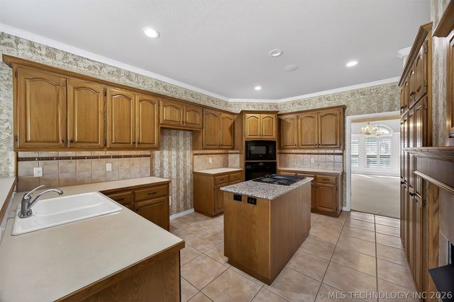 9305 N 101st East Avenue, Owasso, OK 74055