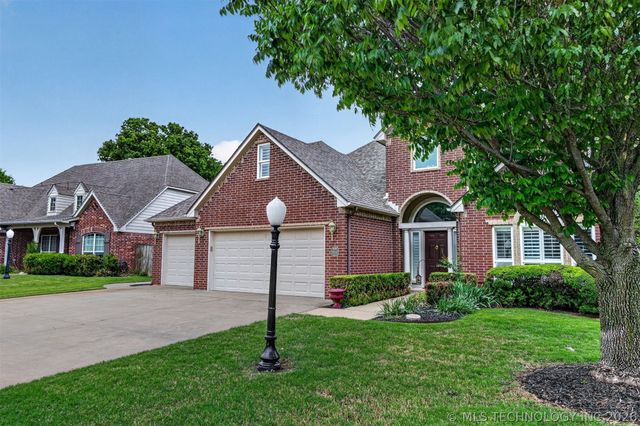 9305 N 101st East Avenue, Owasso, OK 74055