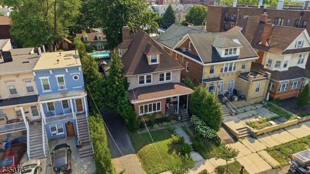 82 W 34Th St 2, Bayonne City, NJ 07002