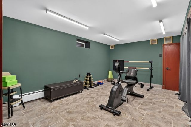 82 W 34Th St 2, Bayonne City, NJ 07002