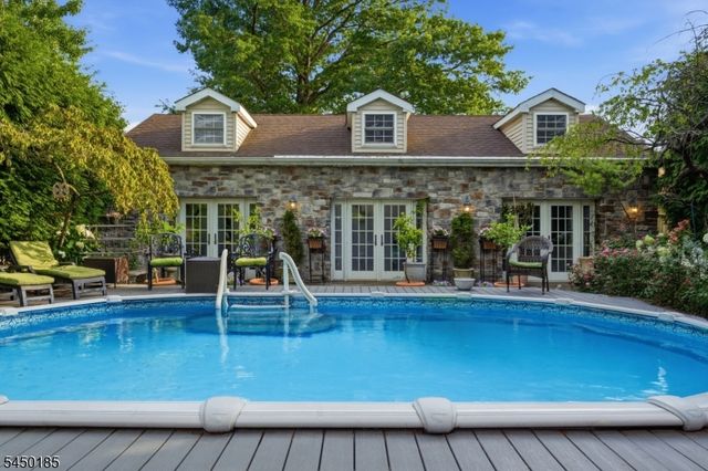 82 W 34Th St 2, Bayonne City, NJ 07002