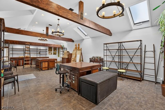 82 W 34Th St 2, Bayonne City, NJ 07002