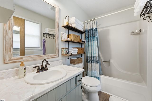 1481 Rainbow Lake Road, Inman, SC 29349