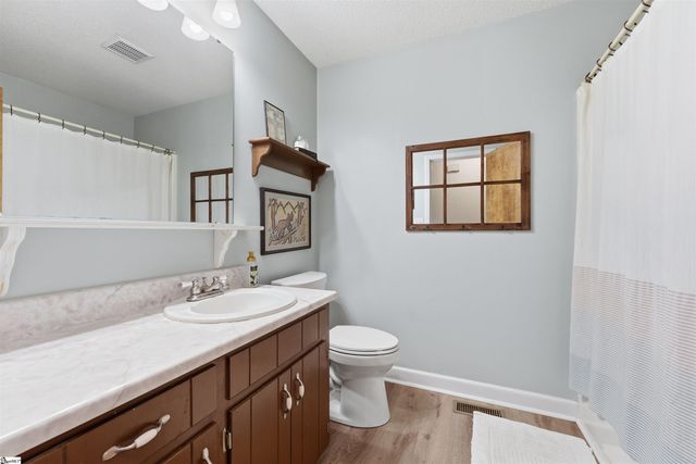 1481 Rainbow Lake Road, Inman, SC 29349