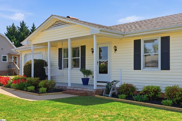 1481 Rainbow Lake Road, Inman, SC 29349