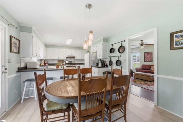 1481 Rainbow Lake Road, Inman, SC 29349