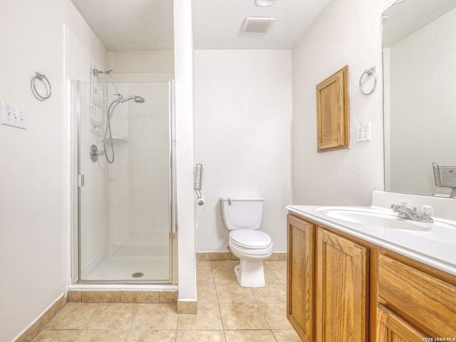 711 eagle, San Antonio, TX 78227