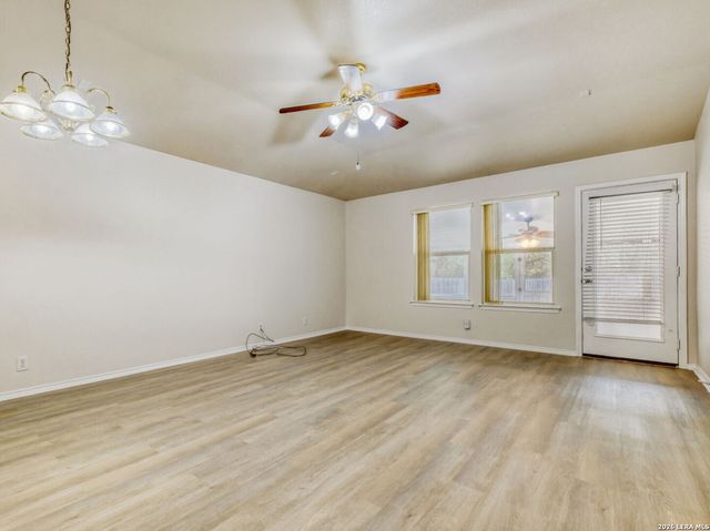 711 eagle, San Antonio, TX 78227