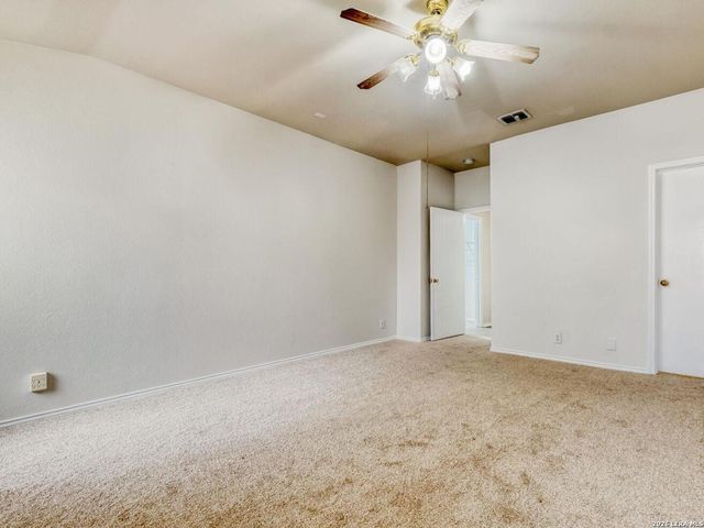 711 eagle, San Antonio, TX 78227