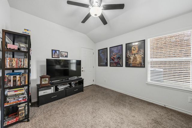 4109 Spur Trail Drive, Denton, TX 76208