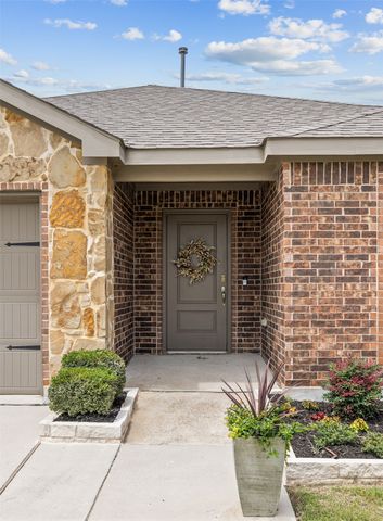4109 Spur Trail Drive, Denton, TX 76208
