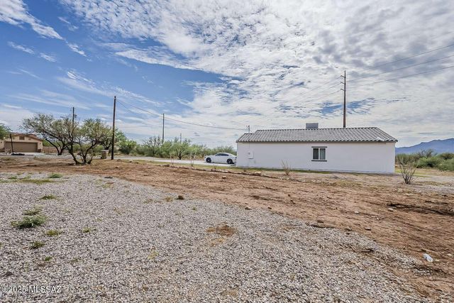 148 Via Venezuela, Rio Rico, AZ 85648