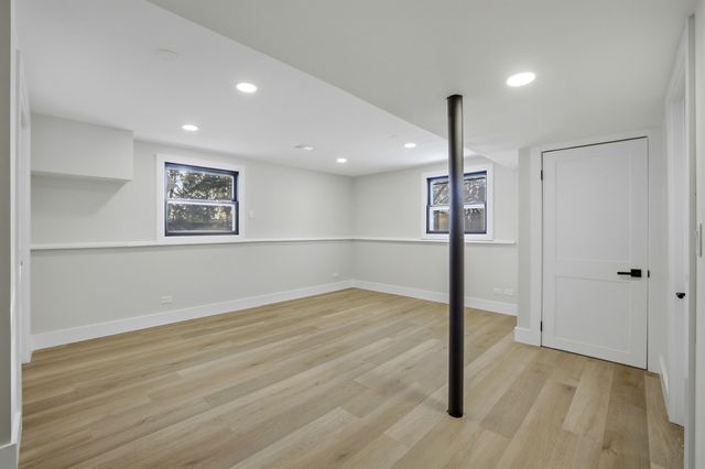 48 Starling Lane, Naperville, IL 60565