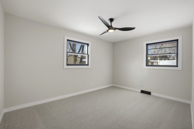 48 Starling Lane, Naperville, IL 60565