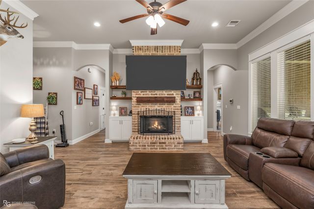 605 Stockbridge Lane, Shreveport, LA 71107