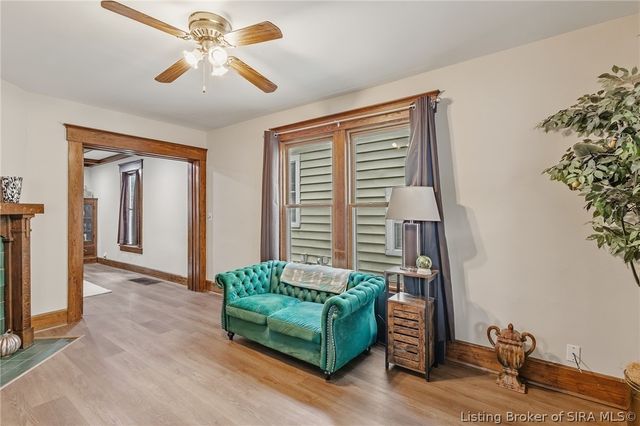1837 E Oak Street, New Albany, IN 47150