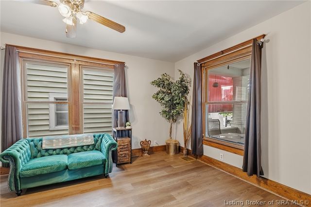 1837 E Oak Street, New Albany, IN 47150