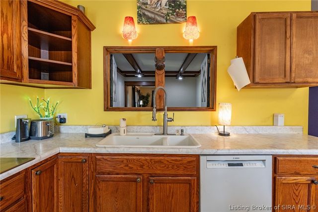 1837 E Oak Street, New Albany, IN 47150