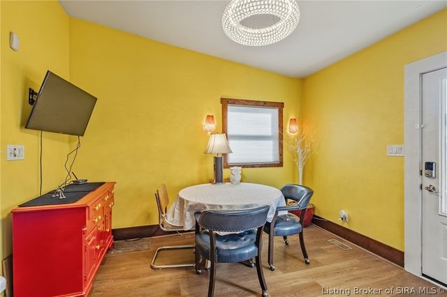 1837 E Oak Street, New Albany, IN 47150