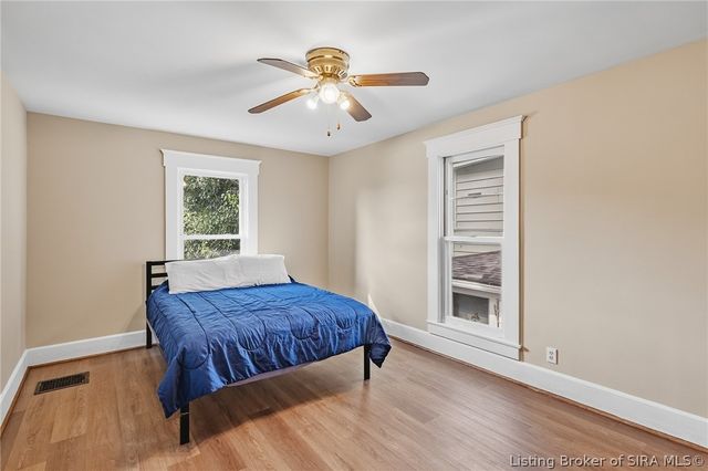 1837 E Oak Street, New Albany, IN 47150