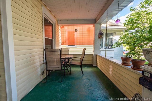 1837 E Oak Street, New Albany, IN 47150