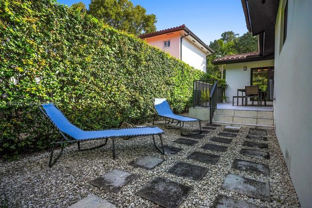 1409 Bird Rd, Coral Gables, FL 33146