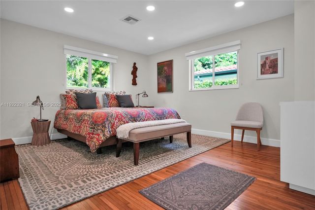 1409 Bird Rd, Coral Gables, FL 33146