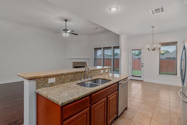 429 Remington, Bossier City, LA 71111