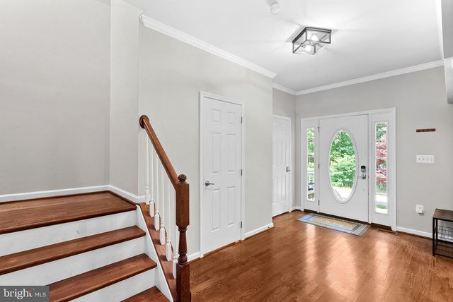 1534 LAKESIDE DR, Harpers Ferry, WV 25425