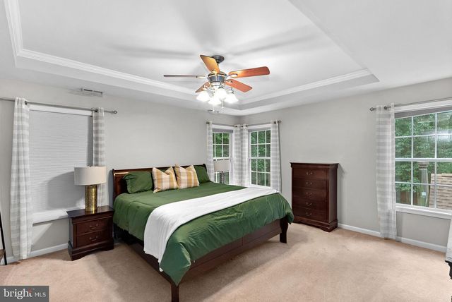 1534 LAKESIDE DR, Harpers Ferry, WV 25425