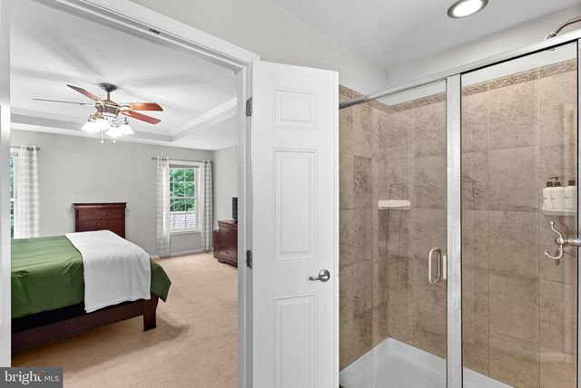 1534 LAKESIDE DR, Harpers Ferry, WV 25425