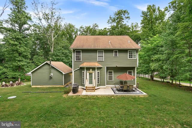 1534 LAKESIDE DR, Harpers Ferry, WV 25425