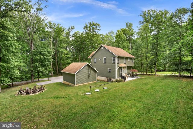 1534 LAKESIDE DR, Harpers Ferry, WV 25425