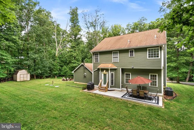 1534 LAKESIDE DR, Harpers Ferry, WV 25425