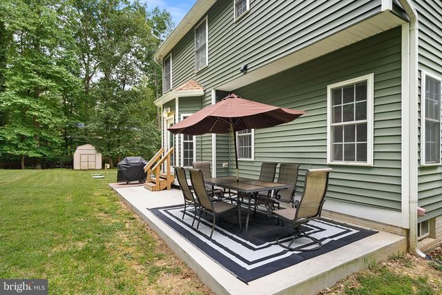 1534 LAKESIDE DR, Harpers Ferry, WV 25425